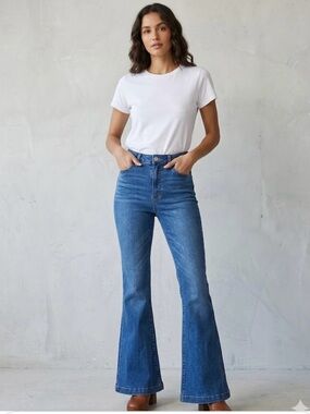High-Rise Blue Flared Women’s Jeans